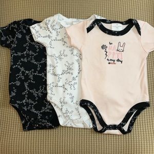 👼3 for $10👼 Laura Ashley Baby Girl Onesies. EUC. 0-3M.